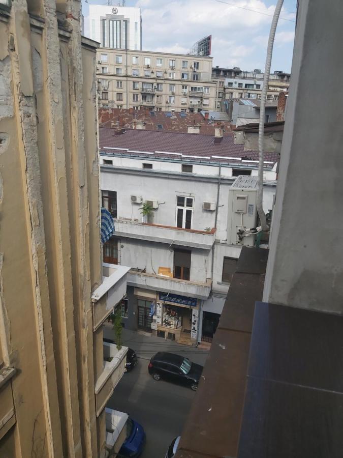 Kitty Apartament Apartment Bukares Bagian luar foto